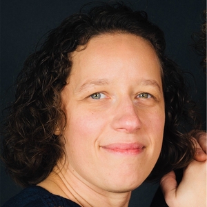 Pascale LEONARD (Ingénieur, 1999)